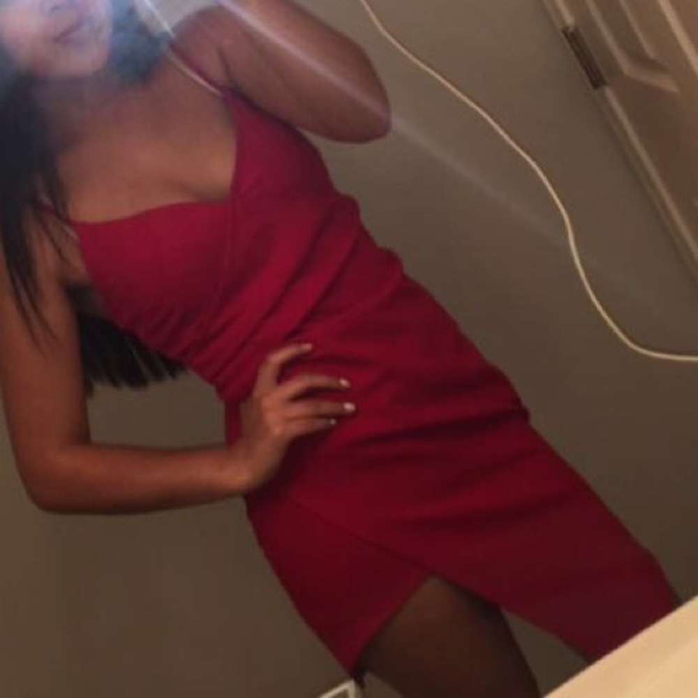 Red short dress